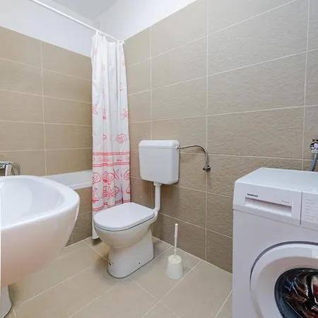 Gostinjska kuća Iveta In - Mittel-dalmatien 3*