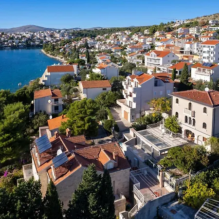 Iveta In - Mittel-dalmatien 3* Trogir