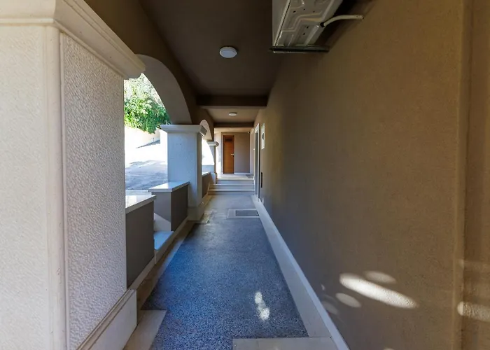 Iveta In - Mittel-dalmatien 3* Traù