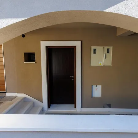 Iveta In - Mittel-dalmatien