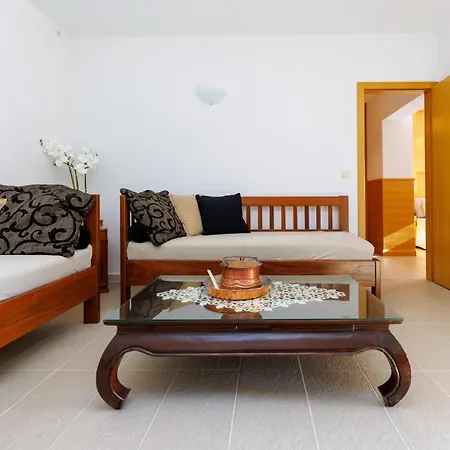 Iveta In - Mittel-dalmatien Gasthof